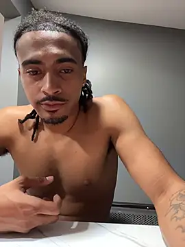Mellyj053 live sex cam