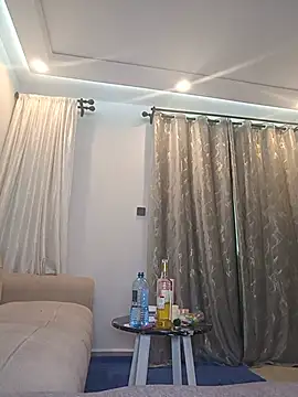 Petite_254 webcam
