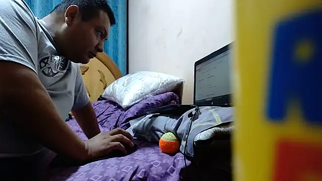 nakedlima webcam