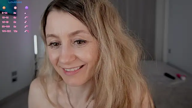 __Milana____ webcam