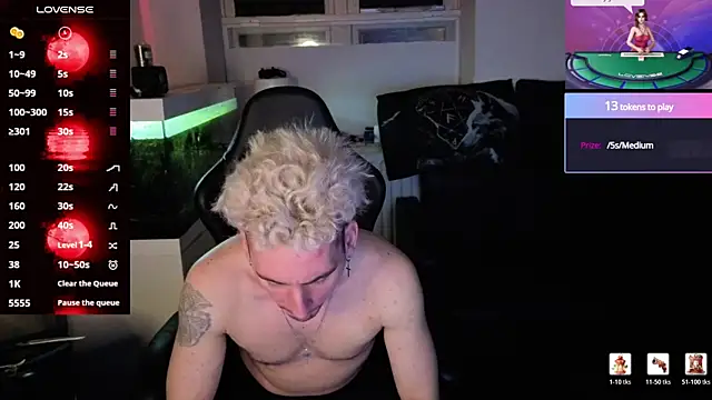 Rayzel_White webcam