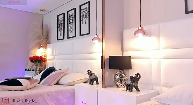 RaquelHyde_ webcam
