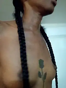 Jasmine_FullsShine webcam