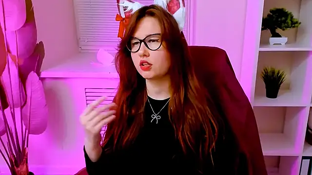 carolgiggly - CarolGiggly's free webcam - UK Sex Cams