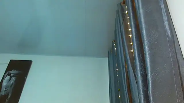 Kenisha_Sweet live sex cam