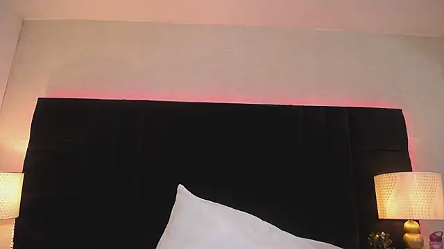 laila_stilwiills - Laila_stilwiills's free webcam - UK Sex Cams