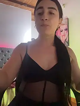 lola_diez webcam