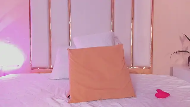 Rosalinda_77 webcam