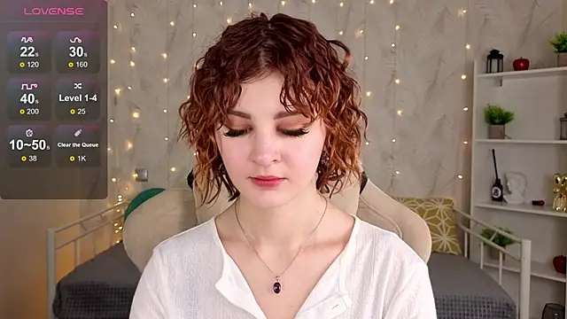 Kira__Fluffy webcam