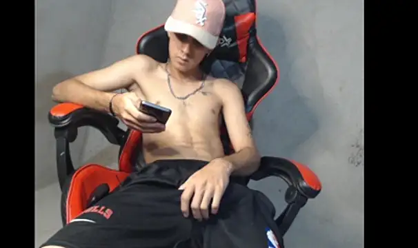 Garu_hot19 webcam