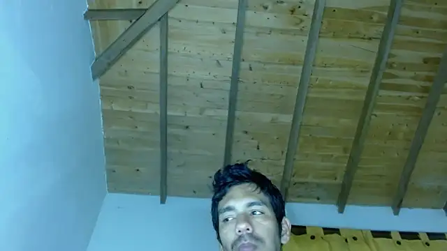 JohanyLatino webcam
