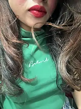 yours_riya11 (F milf) - Buy laptop for better streaming 💖💖