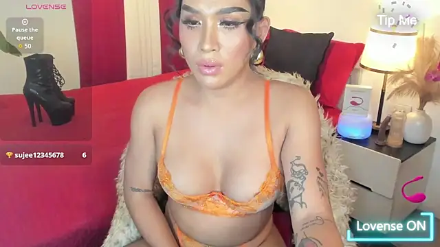ClassyEllice webcam