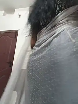 Tamil_Yalini12 webcam
