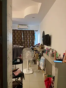 Ponthip webcam