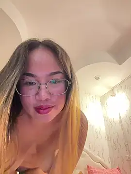 Ponthip webcam