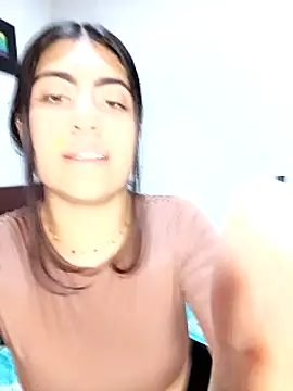 Miakhalifa__ webcam