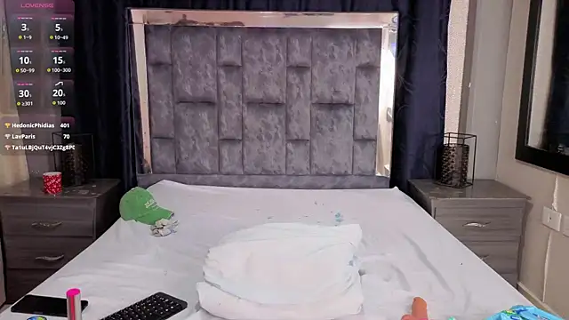 LeoMonnroe webcam