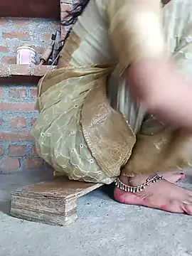 Komal4050 webcam