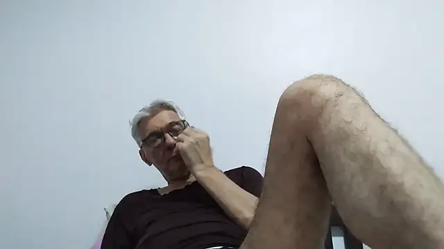BIGUNCUTHARDCOCK webcam