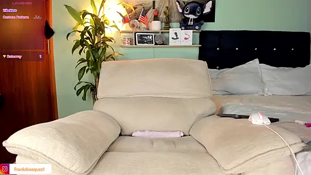 Neganhot_ webcam