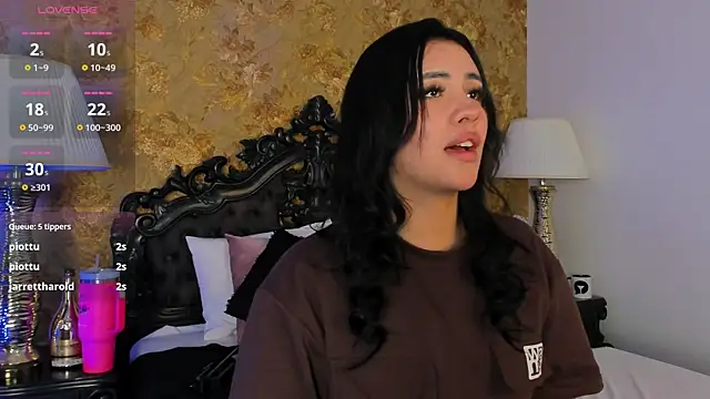alanna_blaze webcam