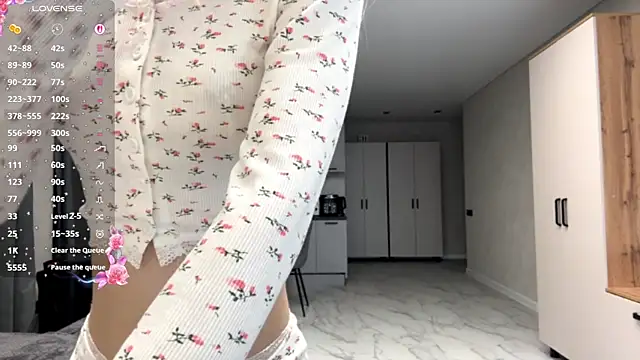 zenzestx (F teen) - naked show with my dildo