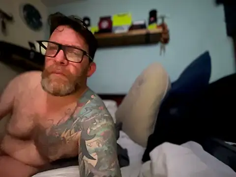 Tattooednakedguy webcam