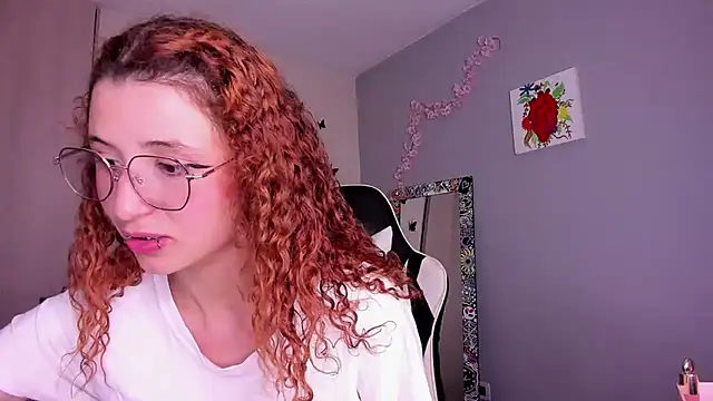 luna_val27 webcam