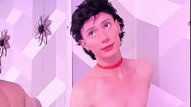 KylieMonnett webcam