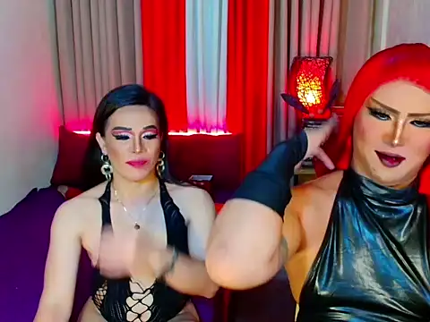 Wildest_Slave_Huntress webcam
