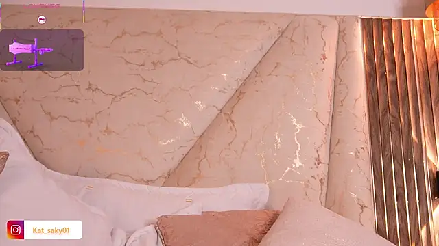 kat_saky's live room