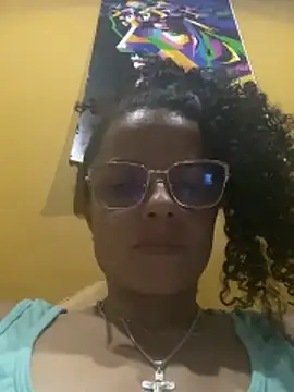 Dalilahot101 webcam