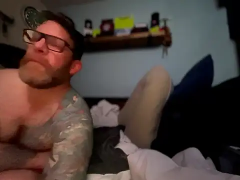 Tattooednakedguy webcam