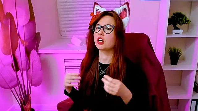 CarolGiggly webcam