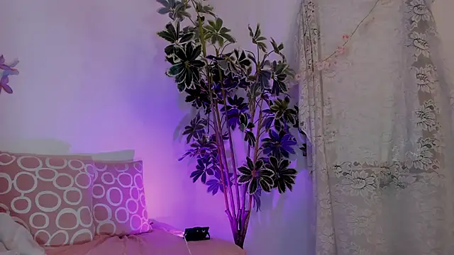BonnieCute_ webcam