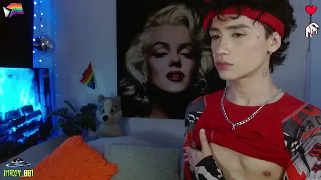 maxiy_001 webcam