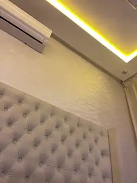 Bold-arabic-vibes webcam
