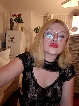 TinaLizxh webcam