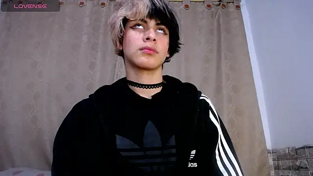 DaraSweet20 webcam