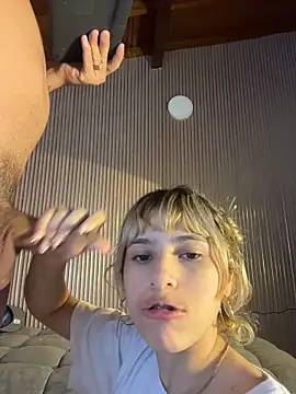 VelvetPassion webcam
