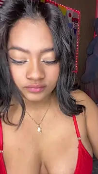 Saraa_M webcam