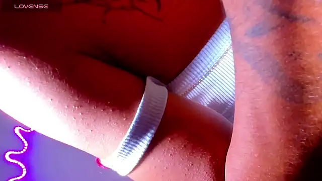 daniela_bigcock22 webcam