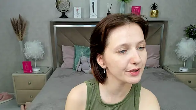 MiaKarlos webcam