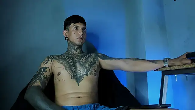 Travisttanner28 webcam