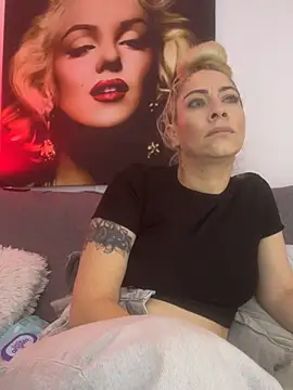 viktoria_davis_ webcam