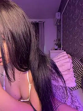 Olivia_Noor webcam