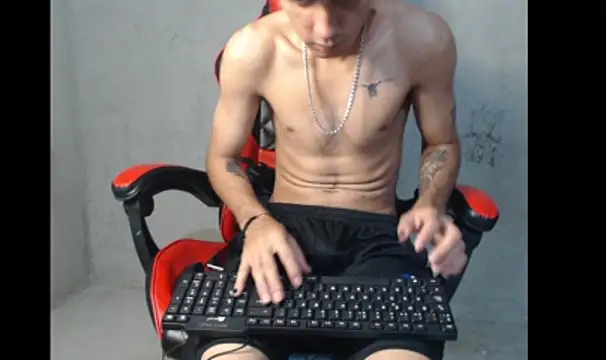 Garu_hot19 webcam