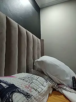 Ms__JOJO webcam