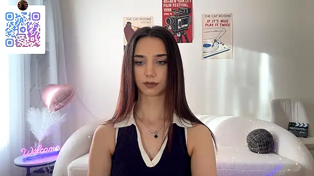 LinaMour webcam